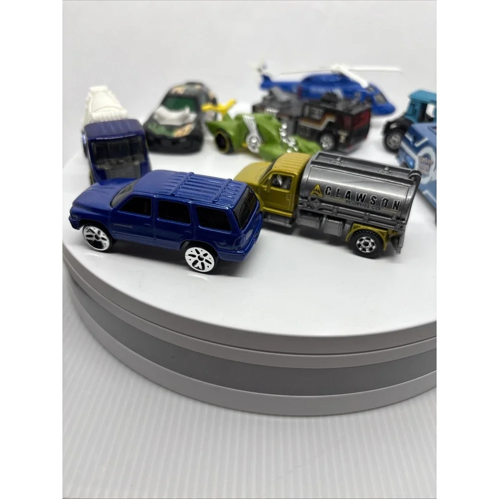 Mixed Lot of 10 Cars Hot Wheels Maisto Mattel From The 2000s Airplane‎ Race Cars